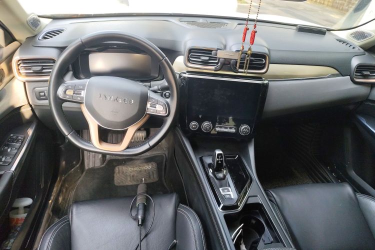 领克03 2018款 1.5TD DCT型Pro版 国V中控内饰12