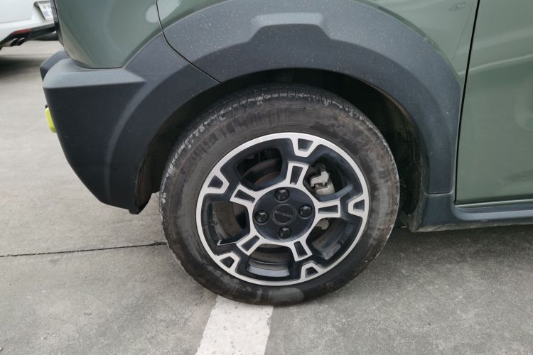 吉利银河 2024款 200km 熊猫骑士车身外观6007