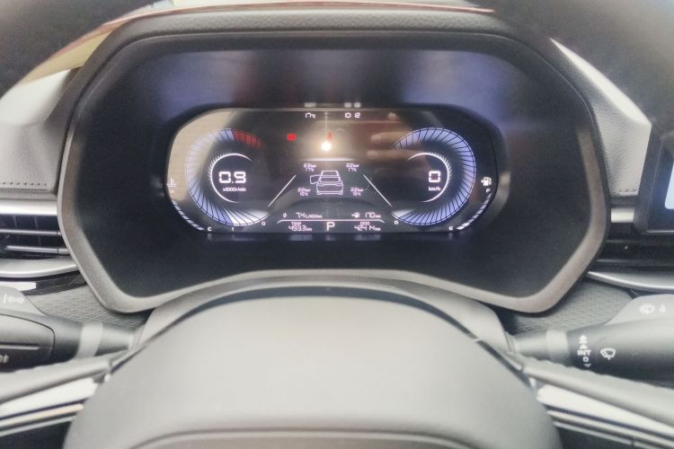 吉利汽车 帝豪 2023款 第4代冠军版 1.5L CVT尊贵型中控内饰14