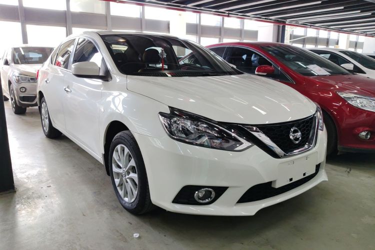 日产 轩逸 2022款 经典 1.6XL CVT豪华版车身外观3