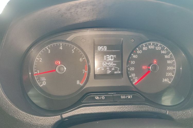 大众 Polo 2016款 1.4L 手动风尚型中控内饰14