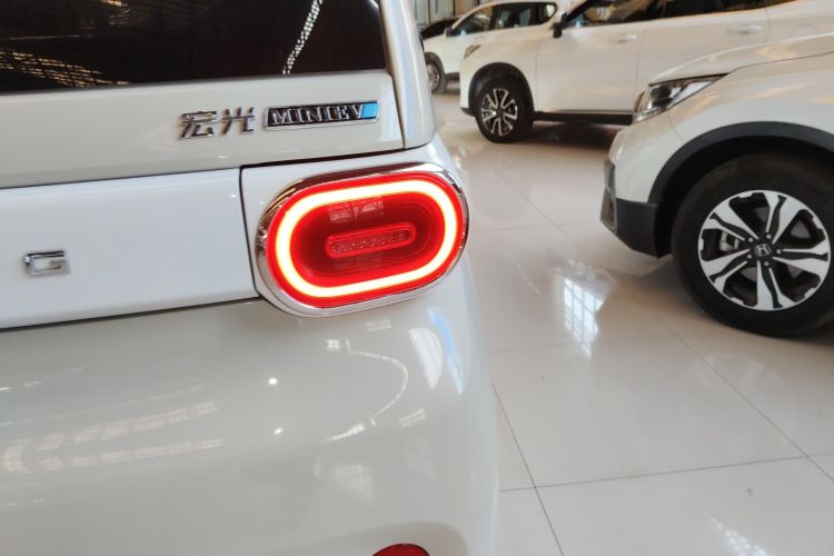 五菱汽车 宏光MINIEV 2024款 第三代 215km 进阶版车身外观9