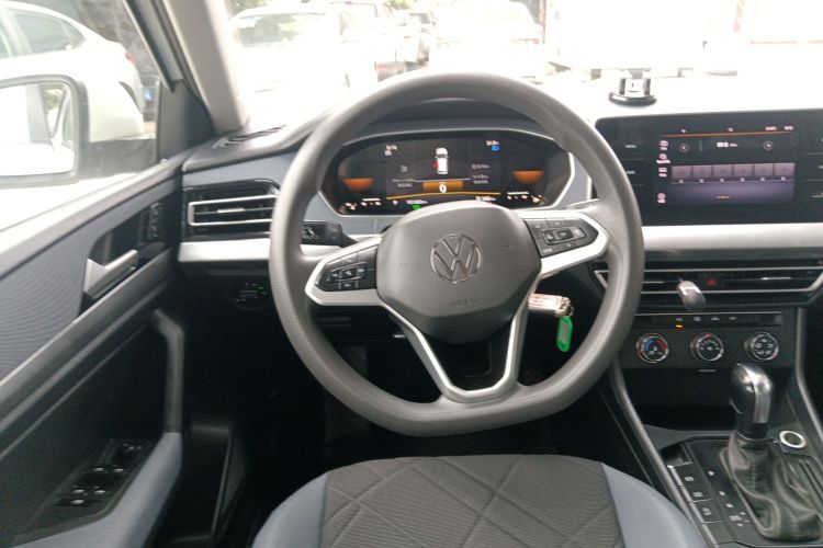 大众 朗逸 2023款 1.5L 自动得逸版中控内饰13