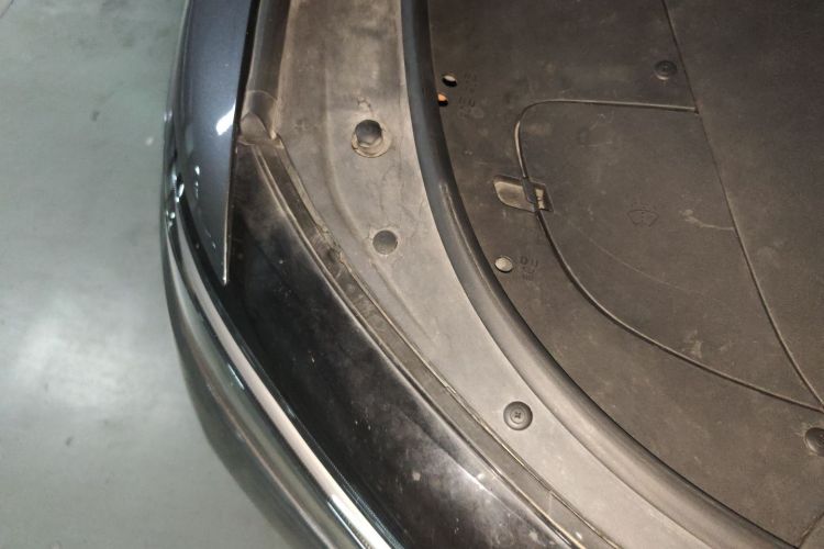 理想汽车 理想ONE 2021款 增程6座版局部细节9006