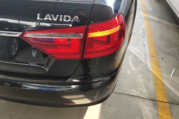 大众 朗逸 2013款 改款经典 1.6L 自动舒适版车身外观6006