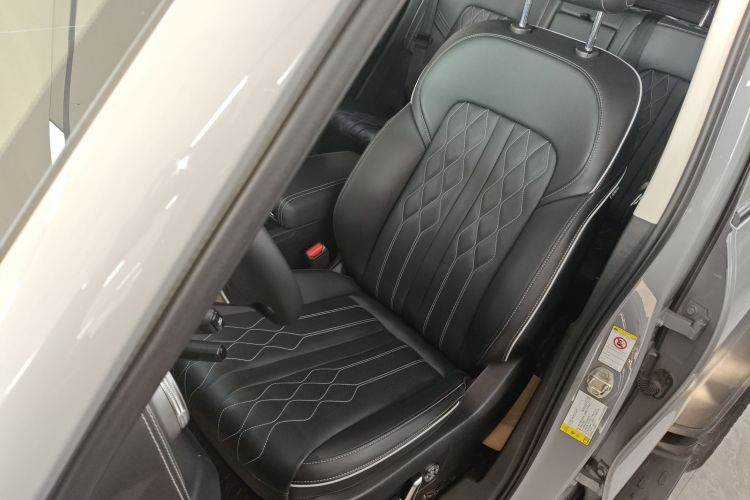 坦克300 2021款 越野版 2.0T 挑战者局部细节19