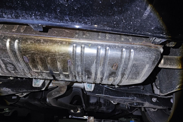 红旗HS5 2023款 2.0T 旗享Pro版局部细节9009