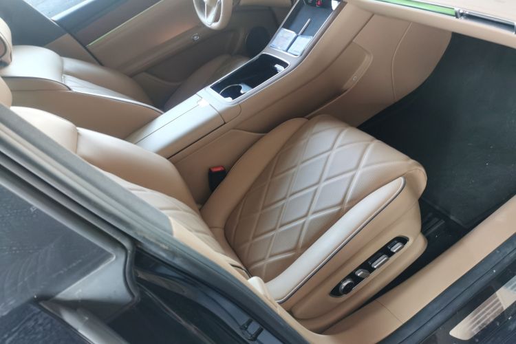 鸿蒙智行 享界S9 2024款 纯电 Ultra 四驱旗舰版局部细节41