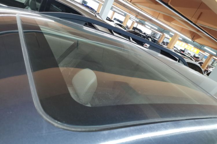 斯巴鲁 森林人 2013款 2.5i 自动豪华版局部细节57