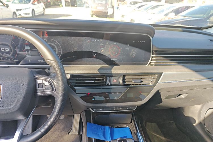 红旗HS5 2022款 2.0T 智联旗享版局部细节16