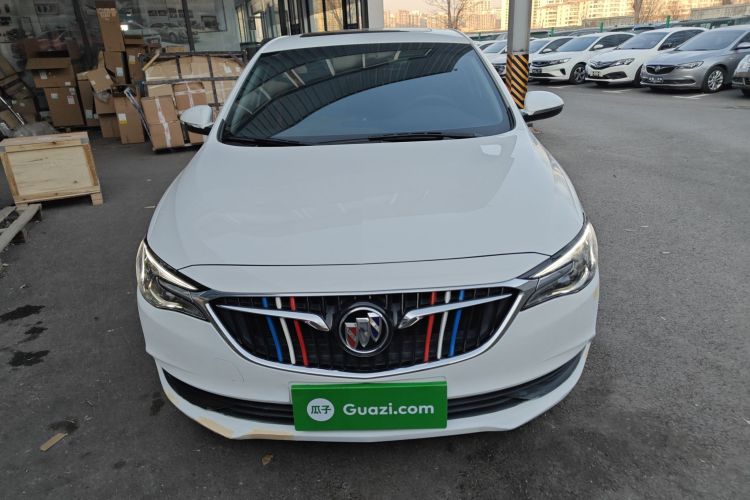 别克 英朗 2021款 改款 1.3T 自动轻混动精英型车身外观2