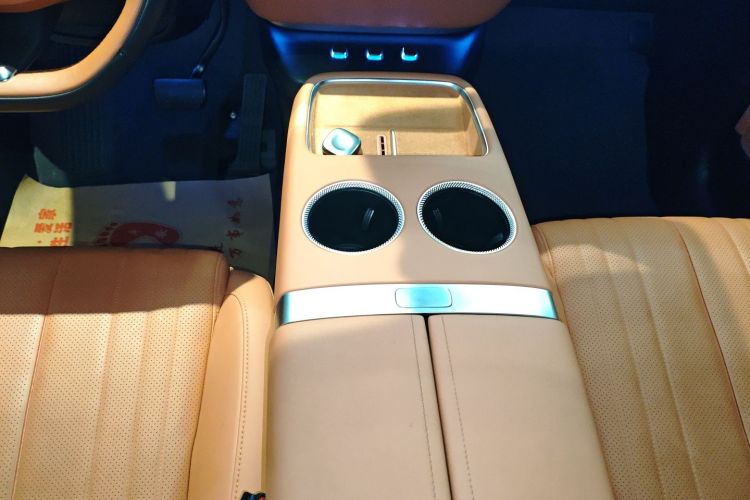 长安启源E07 2025款 纯电 四驱 90kWh Max智驾版局部细节18