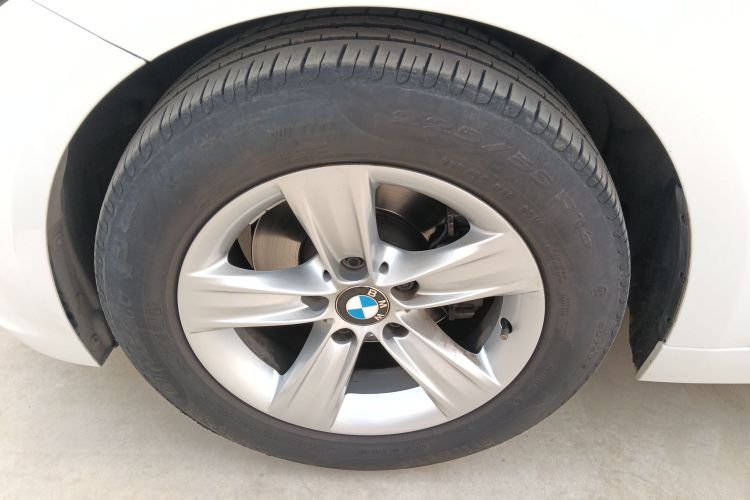 宝马3系 2016款 316Li 时尚型车身外观6007