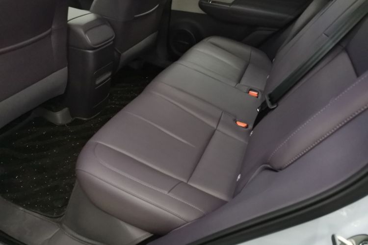 零跑汽车 零跑B10 2025款 510舒享版中控内饰21