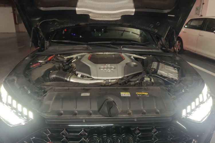 奥迪RS 4 2021款 RS4 Avant 黑曜版局部细节24