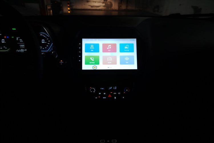 国金汽车 骏行 2023款 标准型局部细节16