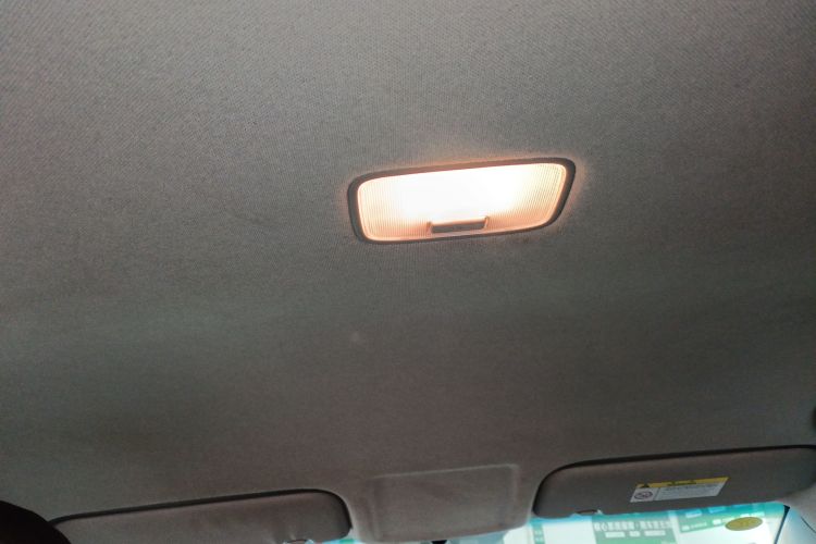 起亚K3 2013款 1.6L 自动GL中控内饰22