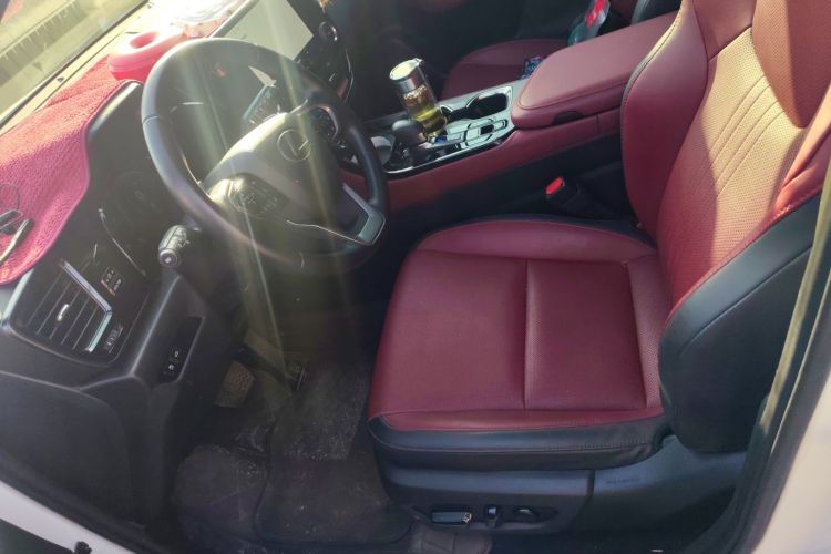 雷克萨斯NX 2023款 350h 前驱 创悦版中控内饰19