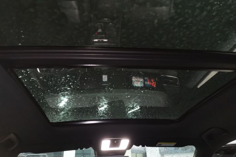 理想汽车 理想ONE 2021款 增程6座版中控内饰22