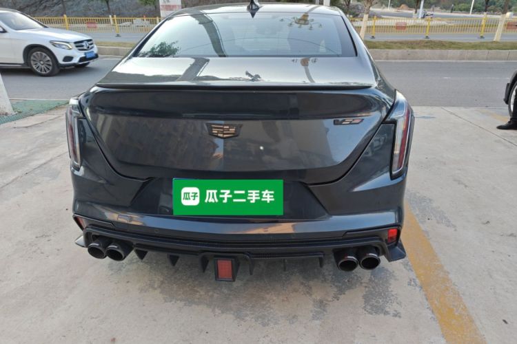 凯迪拉克CT4 2020款 28T 时尚型车身外观6