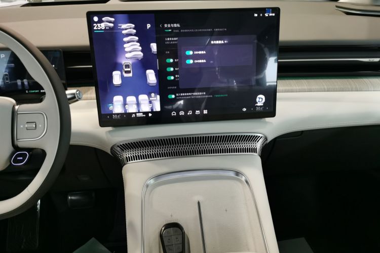 小鹏X9 2026款 增程版 1602 Ultra局部细节16