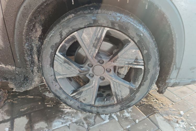 比亚迪 宋Pro新能源 2023款 冠军版 DM-i 110KM卓越型车身外观10