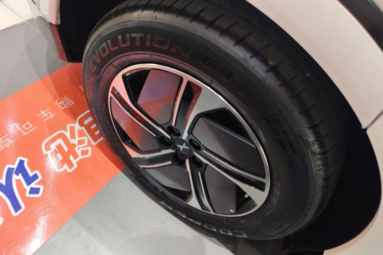 小鹏G6 2023款 755 超长续航 Pro车身外观6008