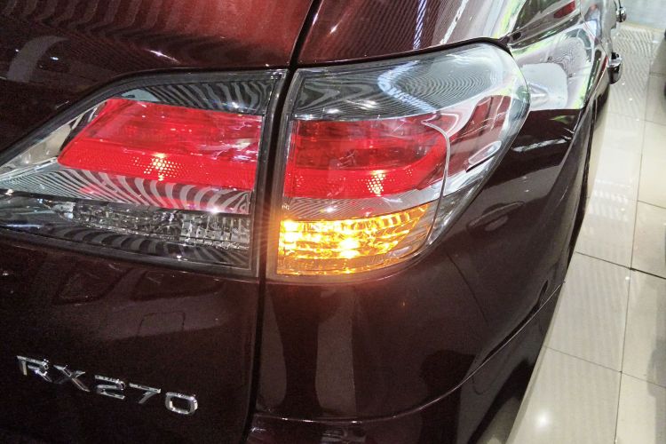 雷克萨斯RX经典 2014款 270 特别限量版车身外观9