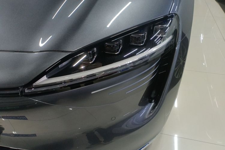 鸿蒙智行 智界R7 2025款 增程 251km Max局部细节36