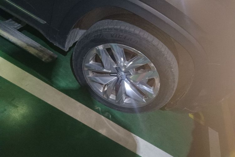 大众 途昂 2017款 380TSI 四驱旗舰版车身外观10