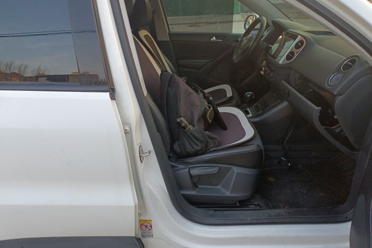 大众 途观 2016款 280TSI 自动两驱丝绸之路风尚版局部细节41