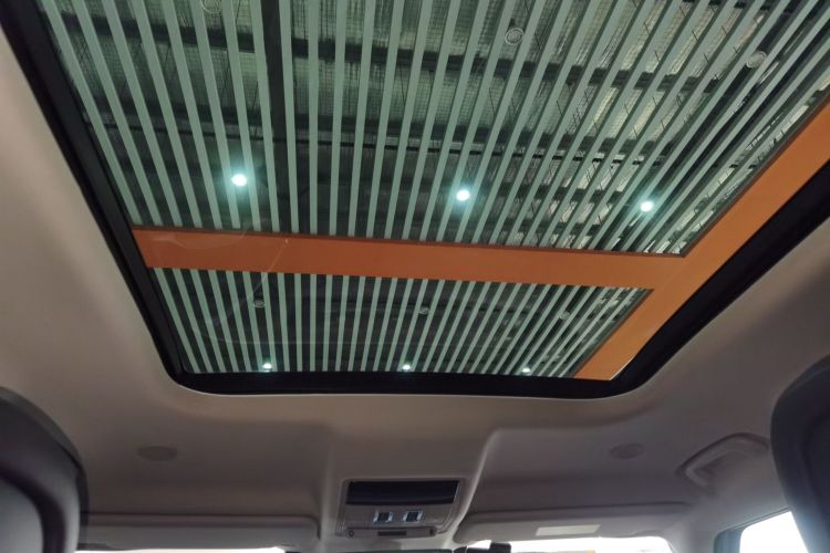 路虎卫士 2023款 110 3.0T P400 X-DYNAMIC HSE中控内饰22