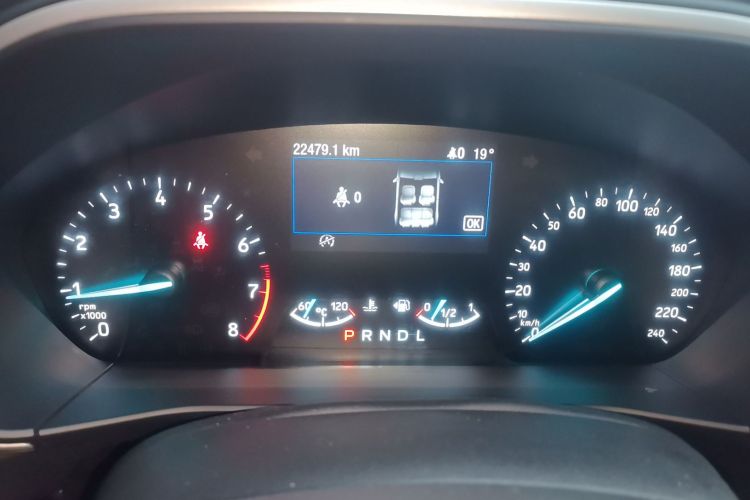 福特 福克斯 2020款 三厢 1.5L 自动锋跃型中控内饰14