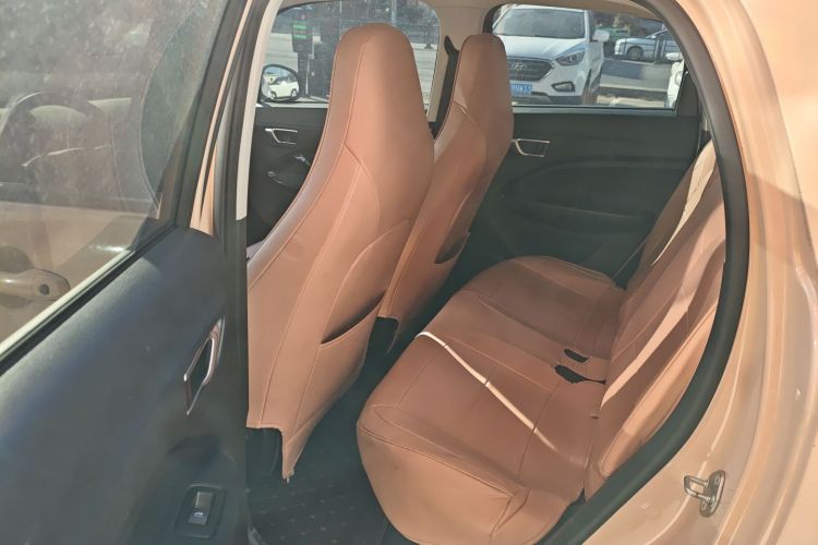 零跑汽车 零跑T03 2021款 400轻享版 磷酸铁锂中控内饰21