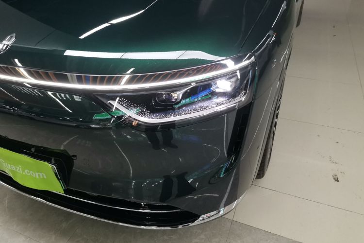 鸿蒙智行 问界M8 2025款 增程 Ultra版 53.4kWh 6座版局部细节36