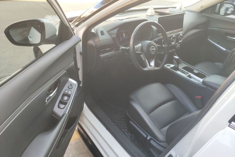 日产 轩逸 2023款 1.6L CVT悦享版中控内饰20