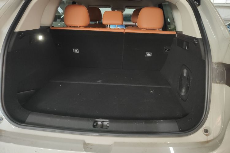 零跑汽车 零跑C10 2026款 210悦享版机舱底盘23