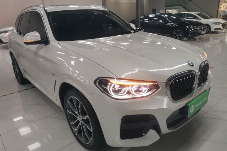宝马X3 2020款  xDrive30i 领先型 M运动套装车身外观3
