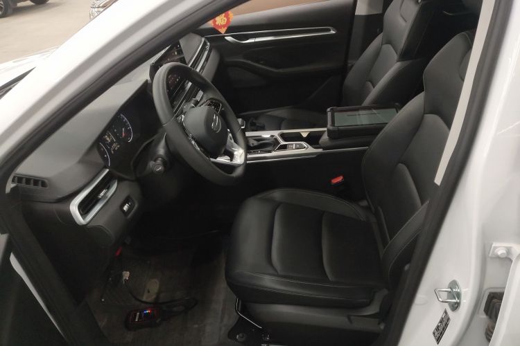 吉利汽车 帝豪 2025款 第4代 1.5L CVT星耀版中控内饰19