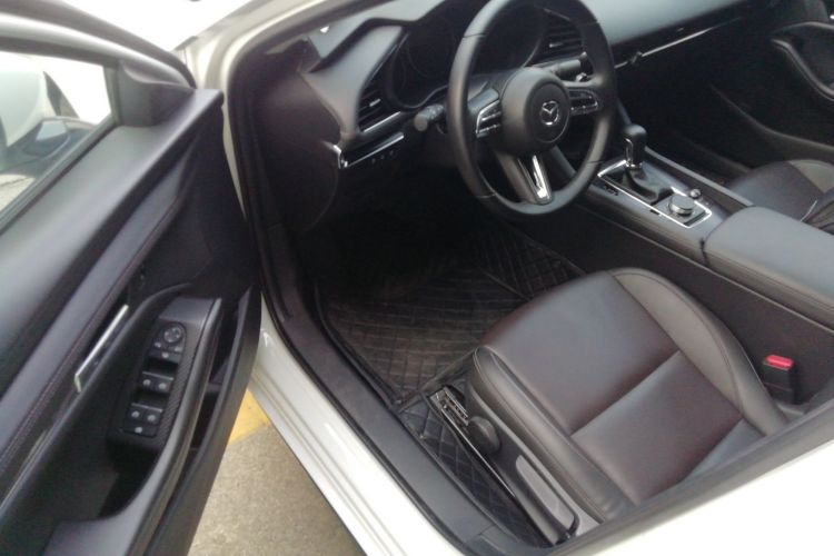 马自达3 昂克赛拉 2023款 2.0L 自动质雅版中控内饰20