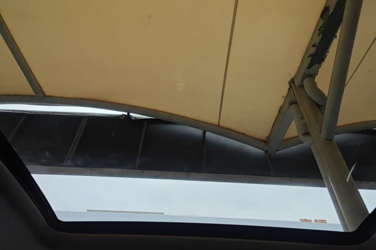 东南DX8S 2022款 1.5T DCT酋长版 5座局部细节22