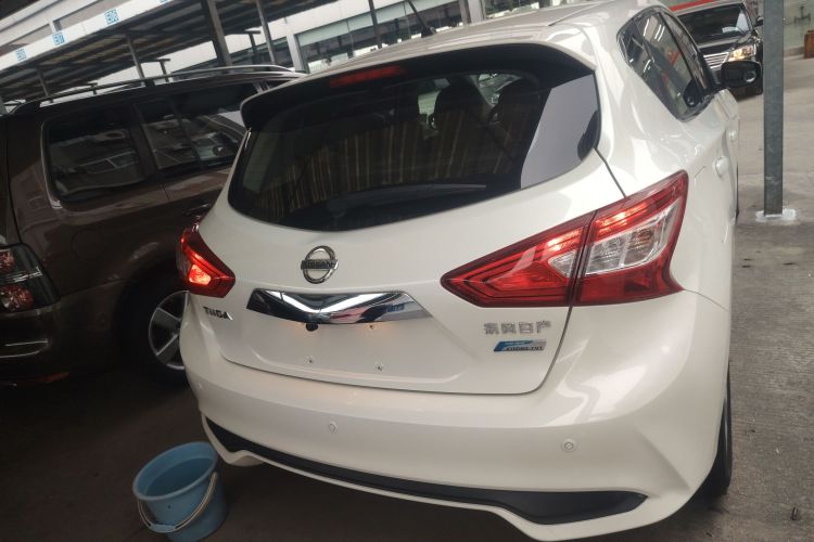 日产 骐达TIIDA 2020款 1.6L CVT酷动版车身外观6