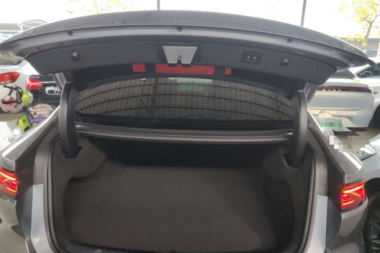 比亚迪 汉 2022款 EV 创世版 610KM四驱尊享型局部细节23