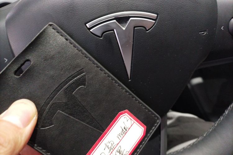 特斯拉 Model 3 2022款 后轮驱动版中控内饰7001