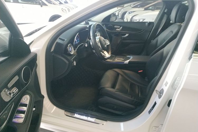 奔驰C级 2020款 C 260 L 运动版中控内饰7003