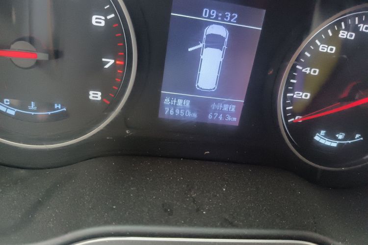 江淮瑞风 瑞风M4 2018款 2.0L 手动速运版中控内饰15