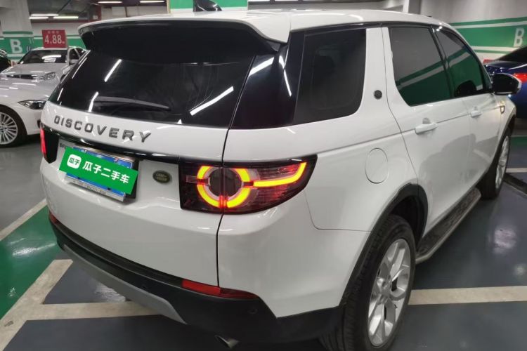 路虎 发现神行 2018款 240PS HSE版车身外观6002