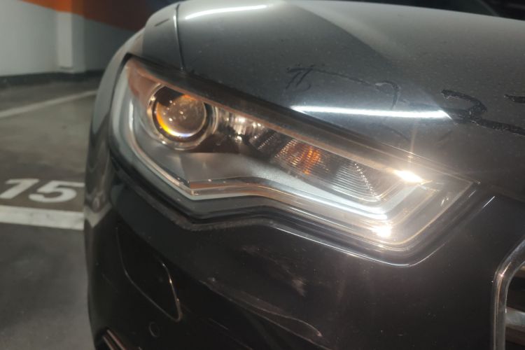 奥迪A6L 2014款 30 FSI 技术型车身外观8