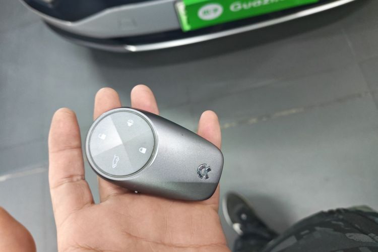 蔚来EC6 2020款 440KM 性能版中控内饰11