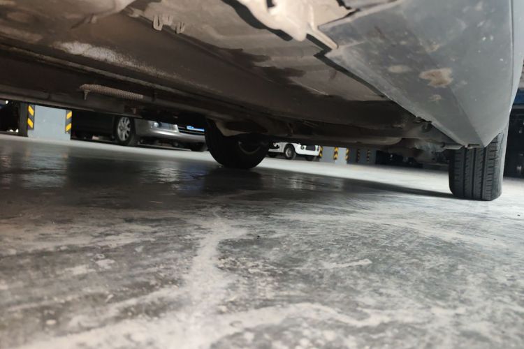 标致2008 2015款 1.6L 自动玩酷版局部细节9004